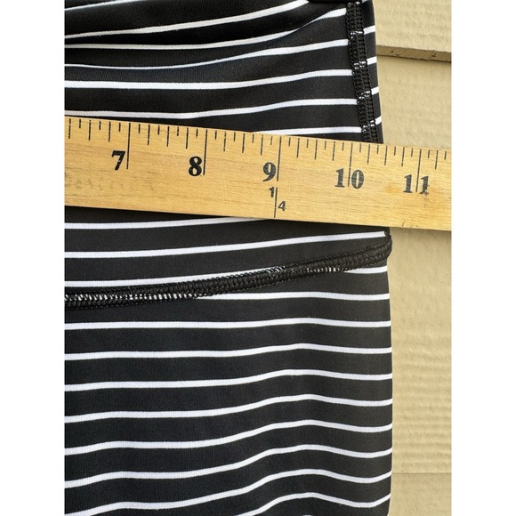 Lululemon Stripe Leggings Yoga Athleisure Pilates Women's Size 2 - Picture 6 of 7